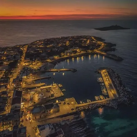 Goccia Del Mare Ferienhaus